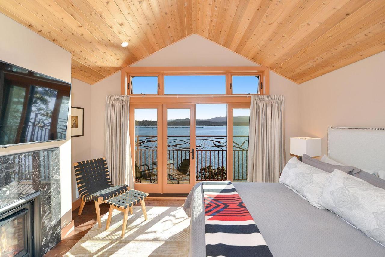 Salishan Tree House Suite Cowichan Bay Exteriör bild