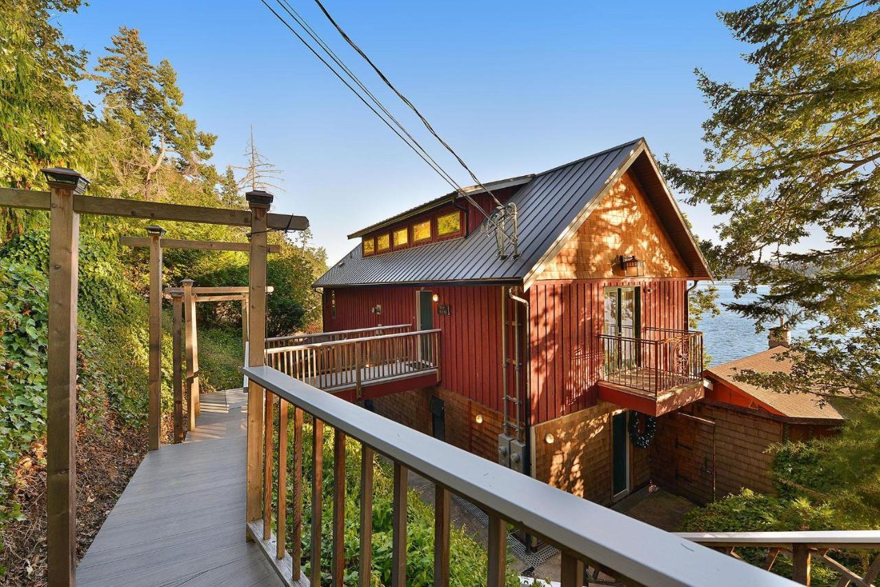 Salishan Tree House Suite Cowichan Bay Exteriör bild